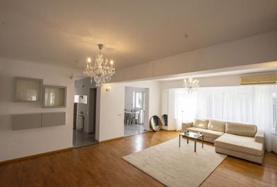 Vila individuala cu piscina de inchiriat in ansamblu rezidential zona OMVD - 1