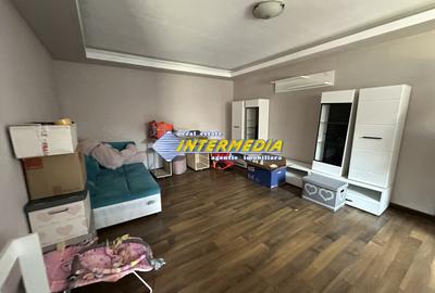 Proprietate 2 case curte pavata Teren 700 mp Hotel CETATE gard utilitati - 10