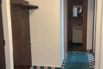 Proprietar, inchiriez apartament 3 camere, Bdul. Tineretului - 10