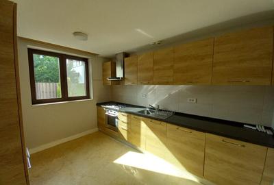 Pipera-Oxford Gardens, vila de inchiriat cu 4 camere - 5