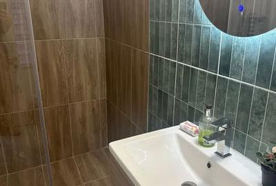 Bazilescu Inchiriez casa 2 cam recent renovata mobilata utilata complet curte - 8