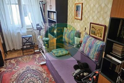 Apartament 3 camere, etaj 1 - 9