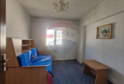 Apartament cu 3 camere de vânzare cu suprafata de 74mp - 8