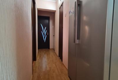 Vanzare apartament 4 camere dec, in Galati, Micro 39A, sup.91mp, mobilat - 11