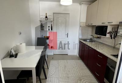 Vindem apartament 3 camere la P-ta Gorjului-centrala proprie - 1