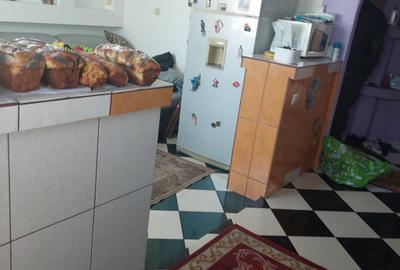 - Apartament 3 camere decomandat, zona Vidin. - 5