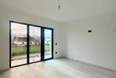 CASA MODERNA CU VEDERE PANORAMICA SPRE MUNTI in Cristian - 5