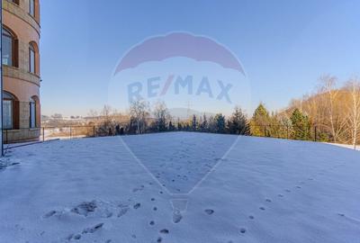 Activ Hotelier SubEvaluat | 18.000 mp construiti | 3 ha teren | BRASOV - 51