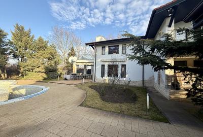 Grădină superbă, piscină și intimitate deplină – 1387 mp teren - 2