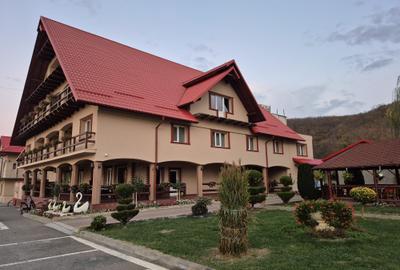 Oportunitate  de investiție – Clădire + afacere activă, Șoimi (Bihor) - 2