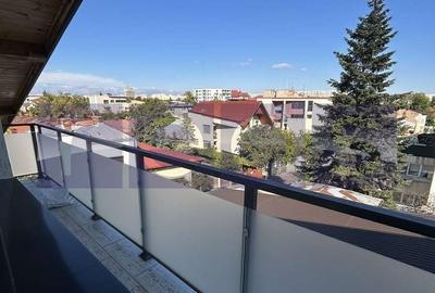 Apartament cu 3 camere semidecomandat în Calea Călărașilor