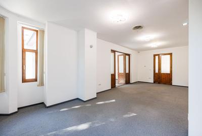 De vanzare apartament  localizat ultracentral, ideal business, Timisoara - 26