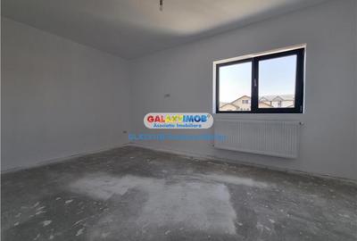 Vanzare casa de tip Duplex cu 370 mp de teren situat la Str Margelelor - 19