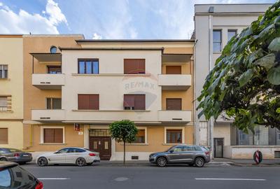 Apartament cu 4 camere de vânzare în zona Ultracentral - 1