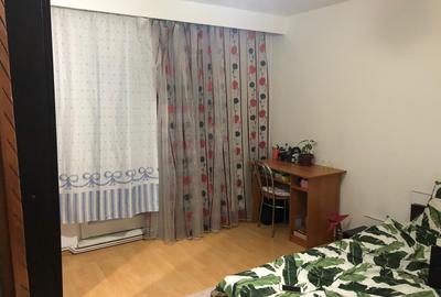 Apartament 3 camere  decomandat zona semicentrala - 8