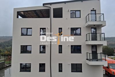 Apartament cu 2 camere decomandat în Rediu