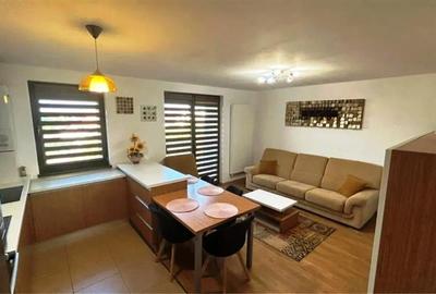 Apartament cu 2 camere nedecomandat, mobilat în Tractorul