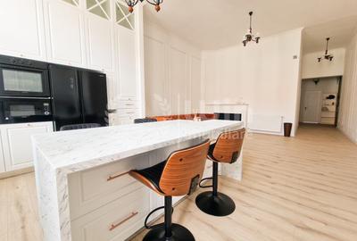 Apartament cu 3 camere semidecomandat în Ultracentral