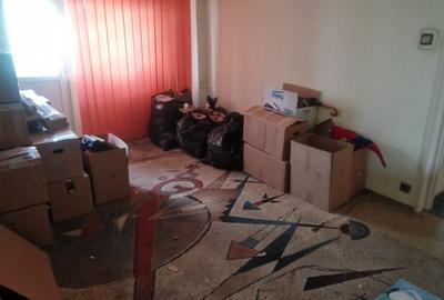 Apartament de 3 camere de vânzare - 1