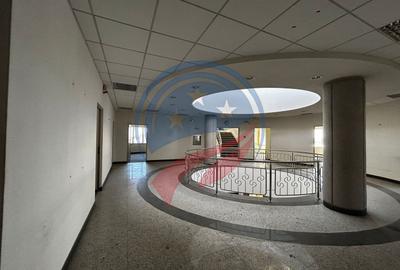 Spatiu comercial de inchiriat in zona Ultracentral/Craiova - 13