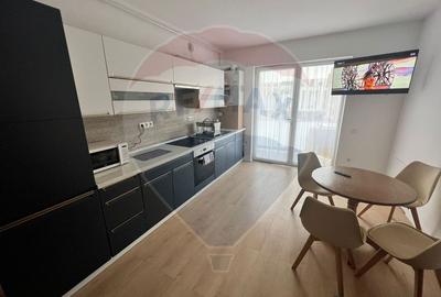 DE INCHIRIAT - zona Casa Crisan - 1