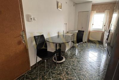 Apartament cu 4 camere decomandat, mobilat în Mănăștur