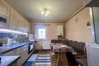 Apartament 3 camere, semidecomandat, 72mp, etaj 1/4 - Buziasului - 5