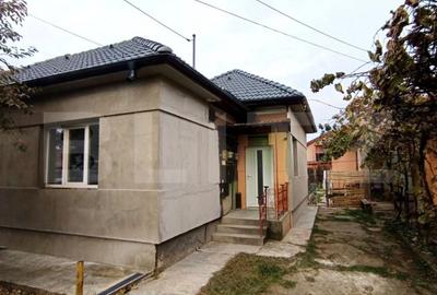Casa individuala in Someseni, 84mp utili, 385mp teren-panouri fotovoltaice - 1