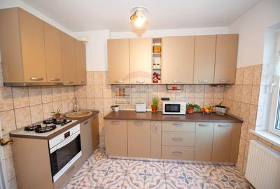 Apartament cu 2 camere de vanzare Metrou Grivita Strada Stefan Stoika - 6
