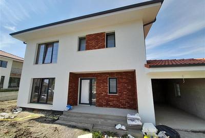 Vanzare casa individuala Chinteni zona Bisericilor Centru, aproximativ 7 Km Auch - 1