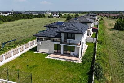 Casă individuală cu 5 camere în Balotești