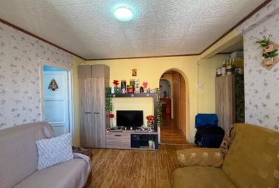 Apartament 3 camere-decomandat-bloc de caramida-zona Sc. Gen. Andrei Saguna - 1