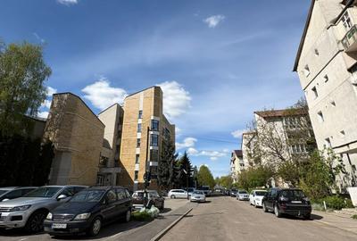 Apartament cu 1 cameră de închiriat etaj 3/4 - 8