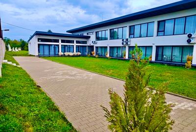 Pensiune de vânzare+casa bonus - 1