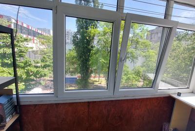 TITAN, apartament 2 camere decomandat, et.3, metrou 1 Decembrie - 10
