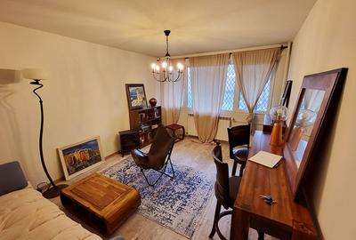 Apartament cu 2 camere decomandat în Eroii Revoluției