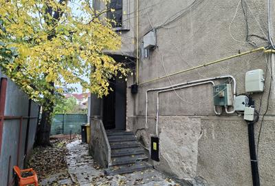 Apartament cu 3 camere in vila interbelica, de renovat - comision 0%! - 29