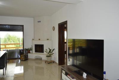 	Slatioarele - Babana, casa cu teren 1415 mp, garaj! - 4
