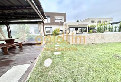 VILA SUPERBA/MOBILATA/UTILATA/PISCINA/CURTE 3000 MP/IESIRE LA LAC - 35