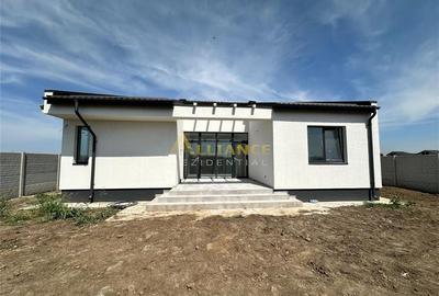 Casa Individuala - Incalzire pardoseala - 4 camere - teren 444mp - 2