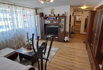 Apartament de vanzare, 55mp, terasa de 8mp, parcare, zona Regal - 3