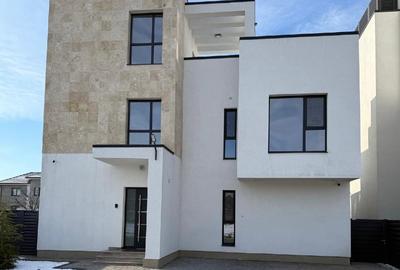 Casă individuală cu 4 camere în Cârcea