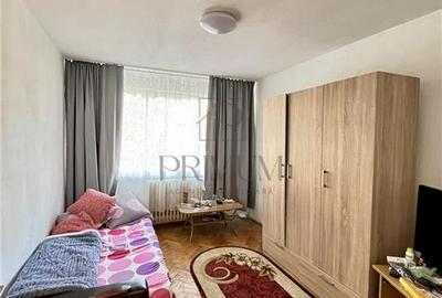 Apartament cu 2 camere decomandat în Cetății