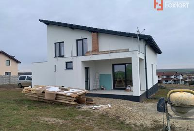 Casa individuala cu 5 camere si teren de 840 mp, Pischia - 10