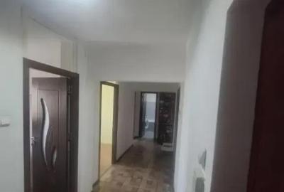 Centru Civic , 3 camere, decomandate, 77mp, 125000Euro - 3