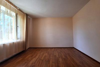 Vanzare casa Garbovi / Jud. Ialomita / teren: 945 mp / comision 0% - 1