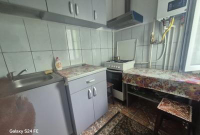 GARSONIERĂ DE VÂNZARE – ZONA DĂRMĂNEȘT - 3