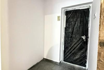 Vanzare garsoniera, zonaTractorul, etajul 1, renovata 2026 - 8