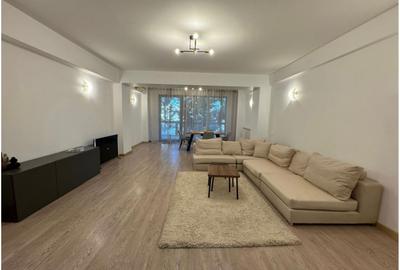 Apartament cu 3 camere decomandat în Nord