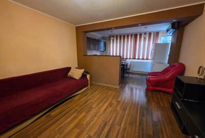 Garsoniera vanzare Bd. 1 Decembrie, Titan, apropiere pta Minis, metrou - 1